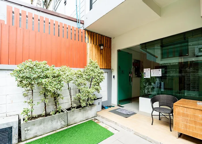Yon - Sukhumvit 4 Bts Nana Bangkok