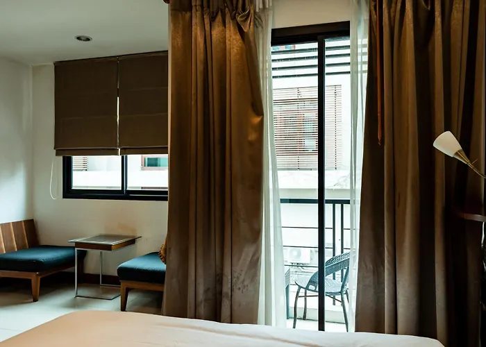 Yon - Sukhumvit 4 Bts Nana Appartement *